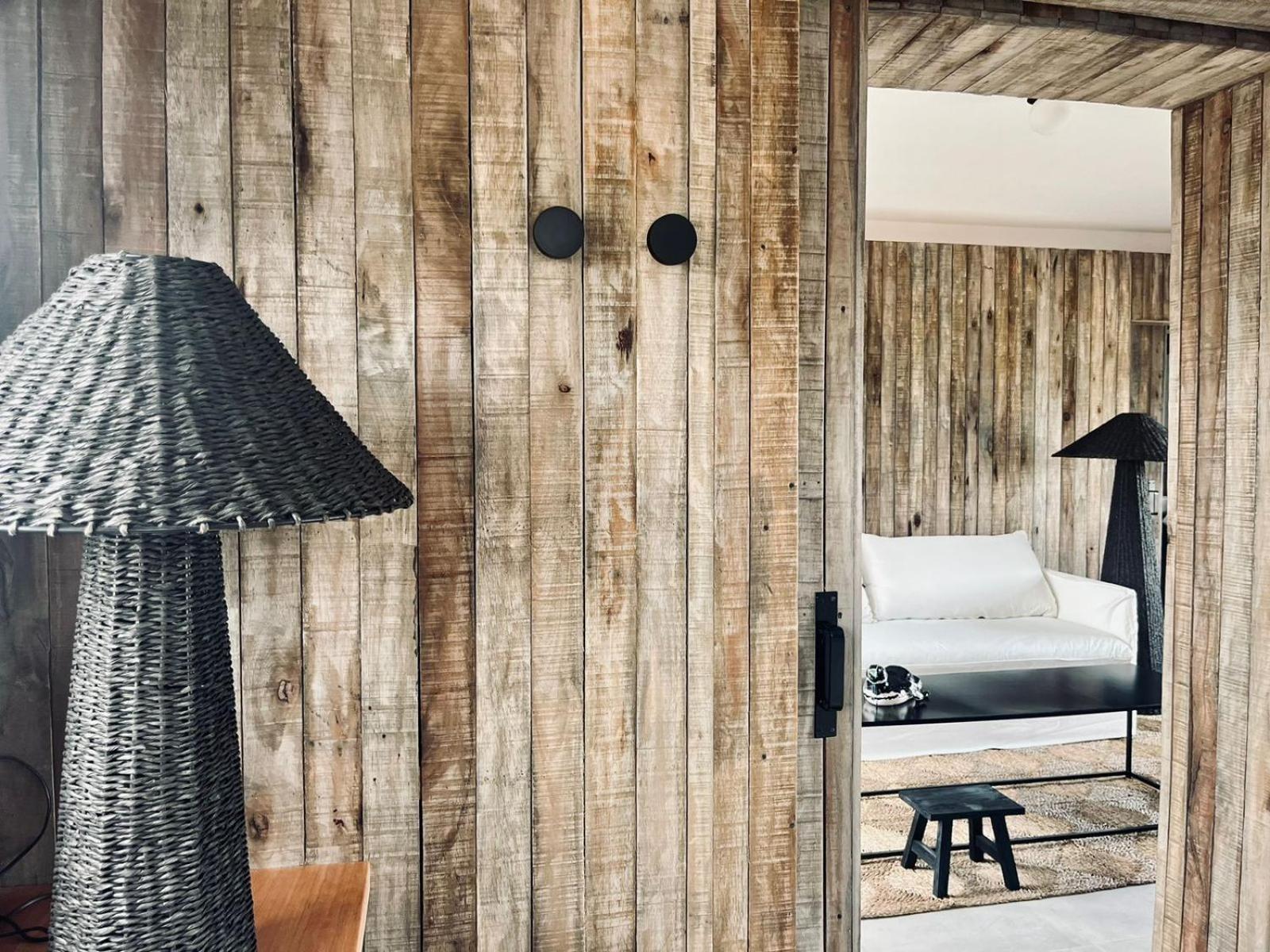 Bahia Bustamante Lodge Экстерьер фото